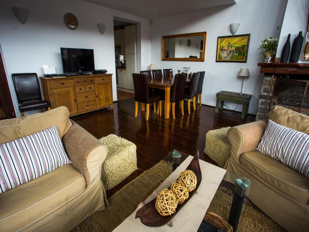 Casa Ferica Villa อาซูกา ภายนอก รูปภาพ